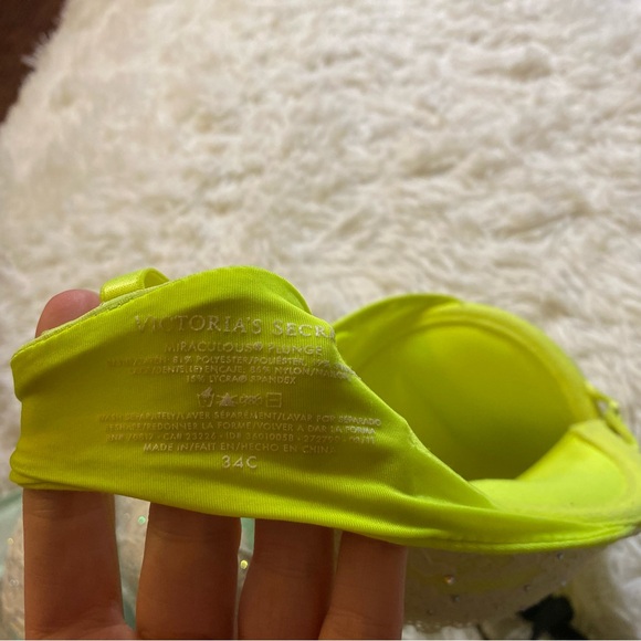 Victoria’s Secret 34C bra bundle - Picture 8 of 11
